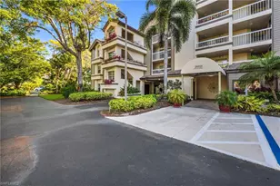 26910 Wedgewood Dr, Bonita Springs, FL 34134 - Photo 19