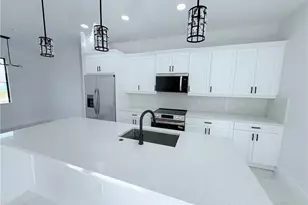 830 Wolverine St E, Lehigh Acres, FL 33974 - Photo 9