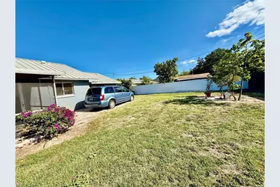2197 46th Ter SW, Naples, FL 34116 - Photo 11