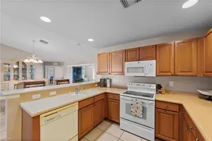 218 Pembroke St, Lehigh Acres, FL 33974 - Photo 11