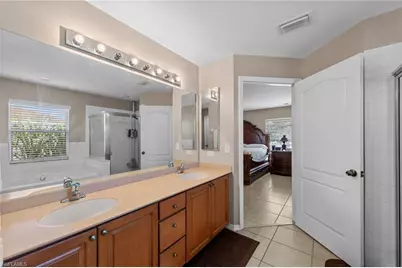 218 Pembroke St, Lehigh Acres, FL 33974 - Photo 17