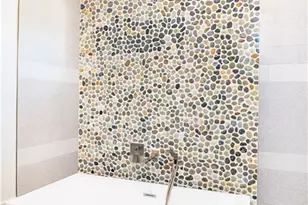 231 Legacy Ct, Naples, FL 34110 - Photo 27