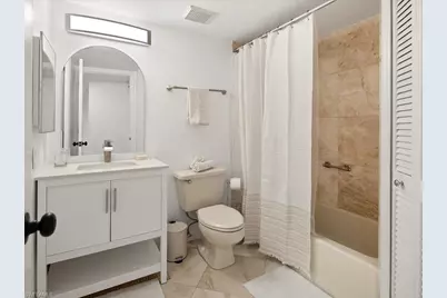 26910 Wedgewood Dr #403, Bonita Springs, FL 34134 - Photo 23