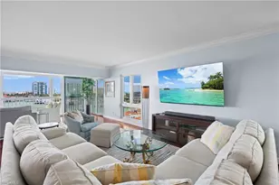 250 Park Shore Dr, Naples, FL 34103 - Photo 13