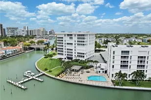 250 Park Shore Dr, Naples, FL 34103 - Photo 39