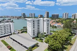 250 Park Shore Dr, Naples, FL 34103 - Photo 33