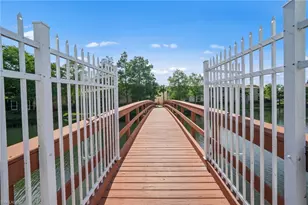 15393 Bellamar Cir, Fort Myers, FL 33908 - Photo 41