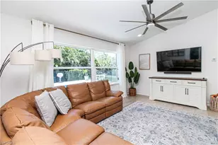 721 Logan Blvd S, Naples, FL 34119 - Photo 19