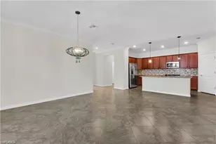 9204 Woodhurst Dr, Naples, FL 34120 - Photo 5