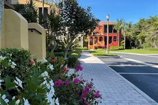 8989 Cambria Cir, Naples, FL 34113 - Photo 9