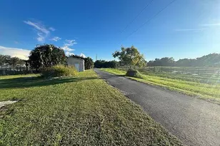 10551 Deal Rd, North Fort Myers, FL 33917 - Photo 5