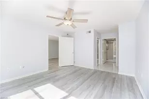 290 Naples Cove Dr, Naples, FL 34110 - Photo 9