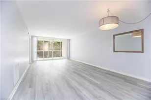 290 Naples Cove Dr, Naples, FL 34110 - Photo 3