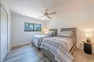 792 Eagle Creek Dr, Naples, FL 34113 - Photo 13