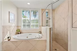 1015 Tivoli Ln, Naples, FL 34104 - Photo 17