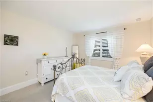 1200 Blue Point Ave, Naples, FL 34102 - Photo 15