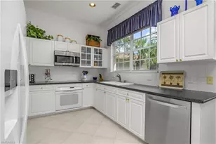 26983 Wyndhurst Ct, Bonita Springs, FL 34134 - Photo 29