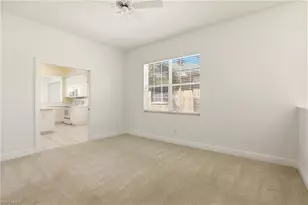 566 Vintage Reserve Ln, Naples, FL 34119 - Photo 21
