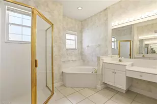 566 Vintage Reserve Ln, Naples, FL 34119 - Photo 33