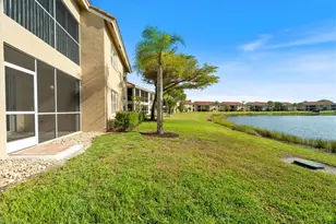 6560 Huntington Lakes Cir, Naples, FL 34119 - Photo 11