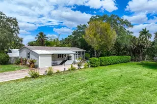 1229 Skyline Dr, Naples, FL 34114 - Photo 27