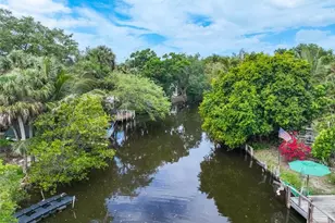 1229 Skyline Dr, Naples, FL 34114 - Photo 33