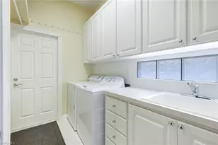 4655 Navassa Ln, Naples, FL 34119 - Photo 23