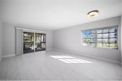 666 3rd St S #106, Naples, FL 34102 - Photo 3