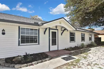 5070 31st Ave SW, Naples, FL 34116 - Photo 5
