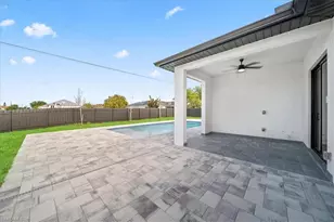 2116 NE 10th Ave, Cape Coral, FL 33909 - Photo 5