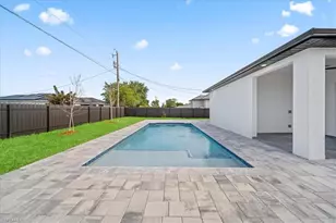 2116 NE 10th Ave, Cape Coral, FL 33909 - Photo 29
