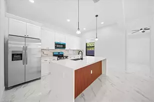 2116 NE 10th Ave, Cape Coral, FL 33909 - Photo 9