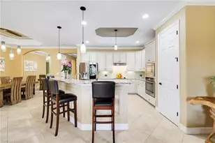 28521 Westmeath Ct, Bonita Springs, FL 34135 - Photo 11