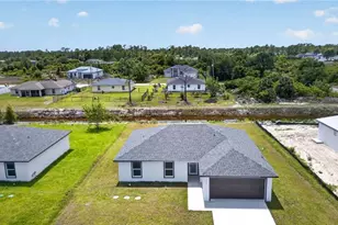 702 Carbon St E, Lehigh Acres, FL 33974 - Photo 23
