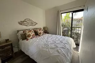 828 Wiggins Pass Rd, Naples, FL 34110 - Photo 15