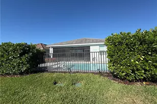 2458 Orchard St, Naples, FL 34120 - Photo 3