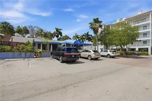140 Palm St, Marco Island, FL 34145 - Photo 41