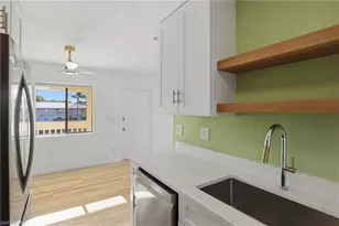 4607 Bayshore Dr, Naples, FL 34112 - Photo 21