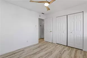 4607 Bayshore Dr, Naples, FL 34112 - Photo 29