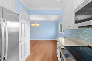 1036 Lake Shore Ct, Naples, FL 34103 - Photo 9
