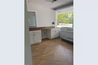 1090 6th Ave N #24, Naples, FL 34102 - Photo 15