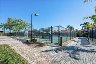 7005 Pinnacle Ln, Naples, FL 34110 - Photo 39