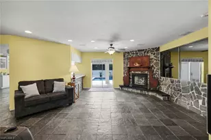 6029 & 6031 Higgins Ave, Fort Myers, FL 33905 - Photo 11