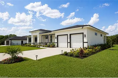 1715 McArthur Ave, Lehigh Acres, FL 33972 - Photo 3