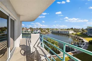 255 Park Shore Dr, Naples, FL 34103 - Photo 35
