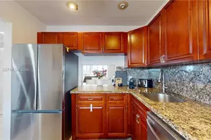 7877 Golf Cir Dr, Margate, FL 33063 - Photo 19