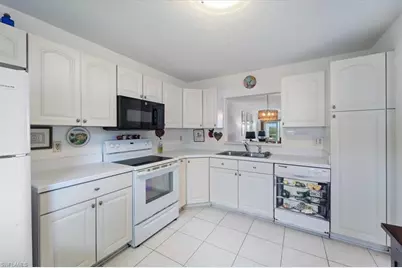 307 Goodlette-Frank Rd S #B202, Naples, FL 34102 - Photo 29