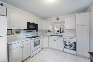 307 Goodlette-Frank Rd S, Naples, FL 34102 - Photo 29