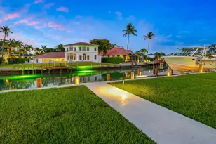 337 Mooring Line Dr, Naples, FL 34102 - Photo 5