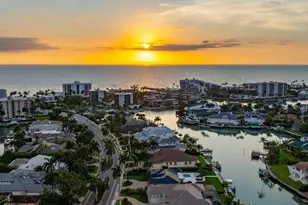 337 Mooring Line Dr, Naples, FL 34102 - Photo 15